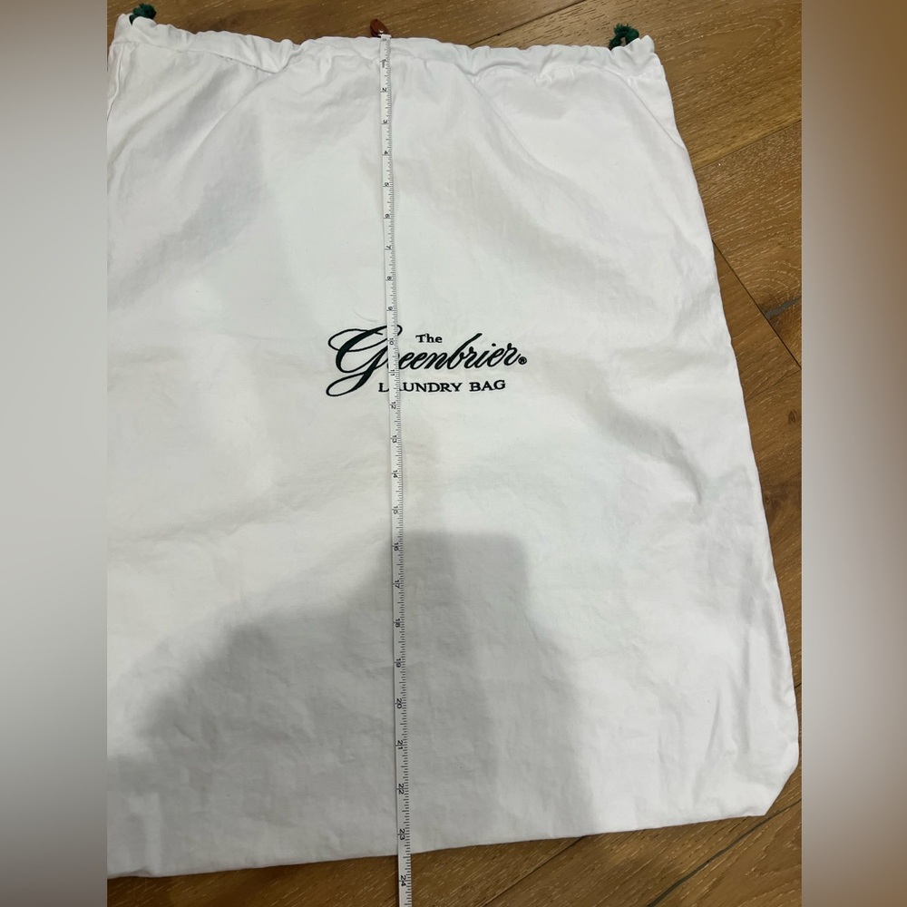 The Greenbrier laundry bag - Picture 3 of 6
